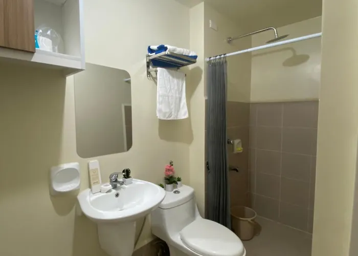 Cozy Unit 10mins From Airport 20mins From Us Embassy Across Sm Sucat